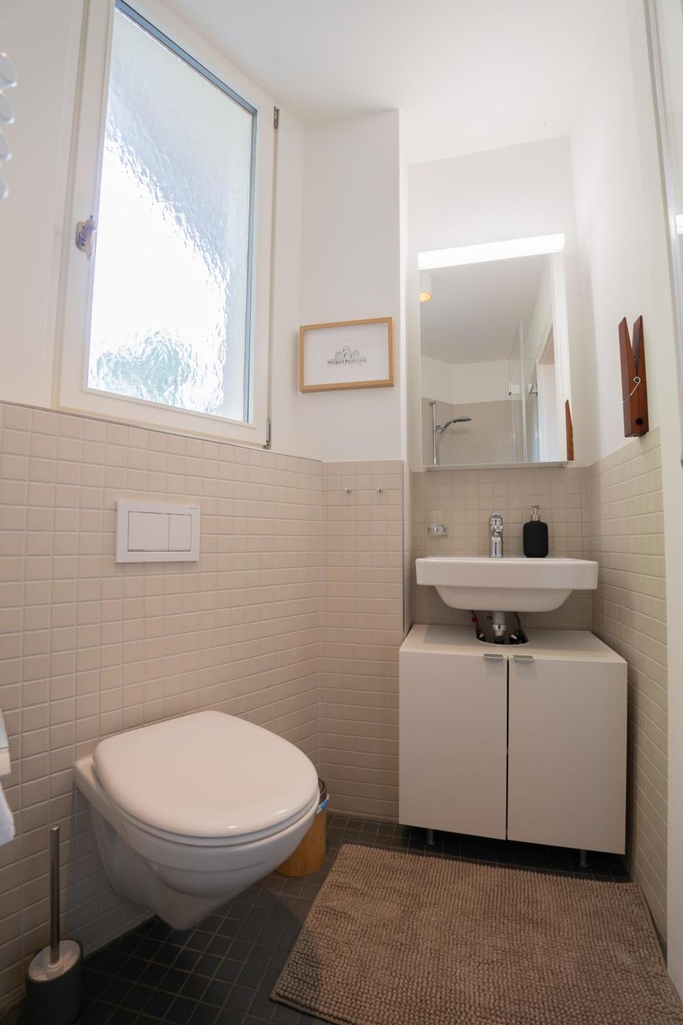 Charmante Altbauwohnung Am Rhein Basilea Exterior foto
