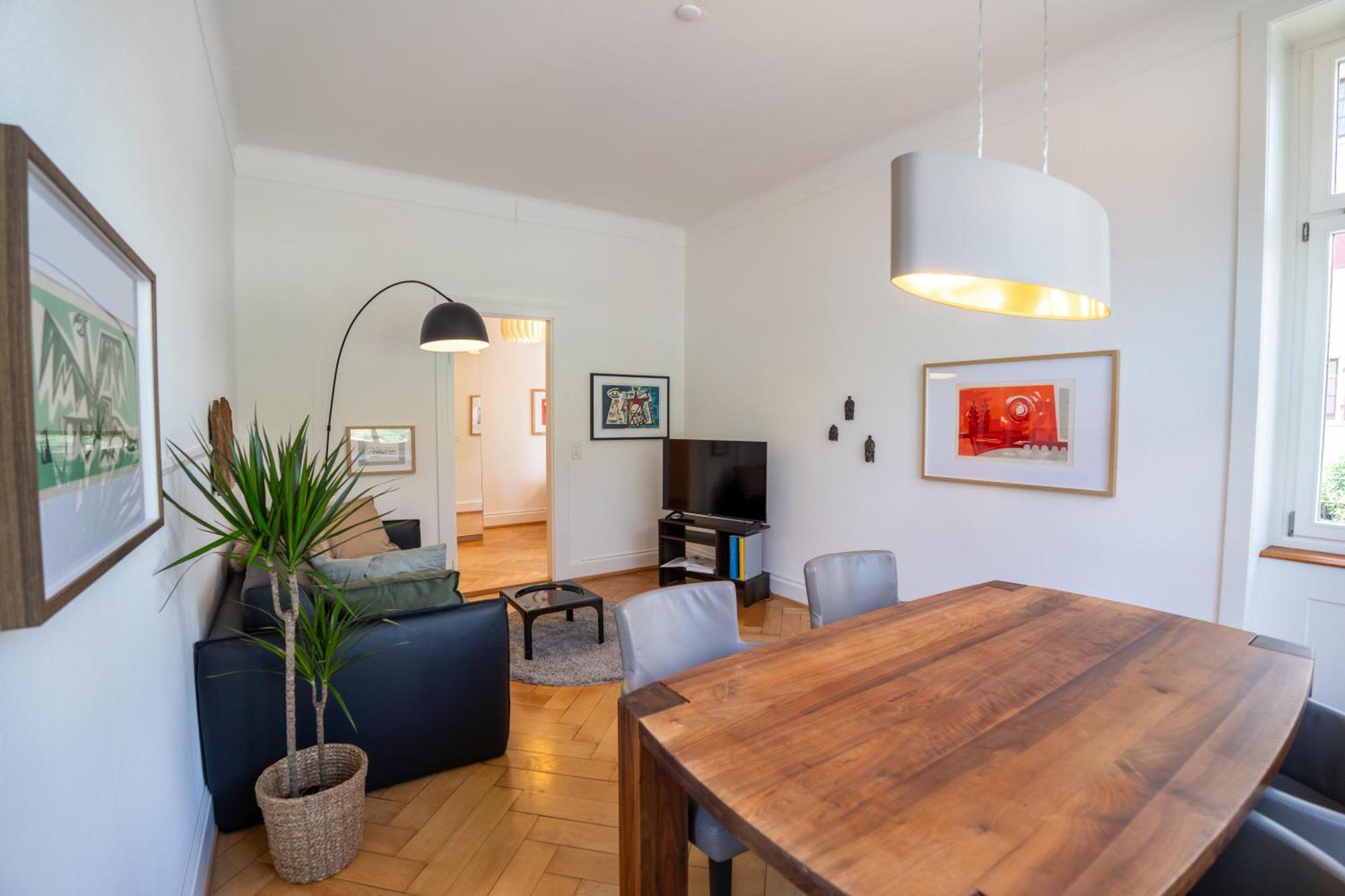 Charmante Altbauwohnung Am Rhein Basilea Exterior foto